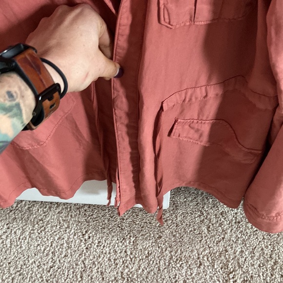 Lightweight jacket - perfect for Fall or layering. - Picture 5 of 7